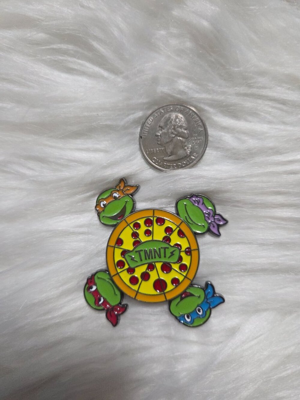 TMNT Pizza Design Pin - Picture 3 of 5